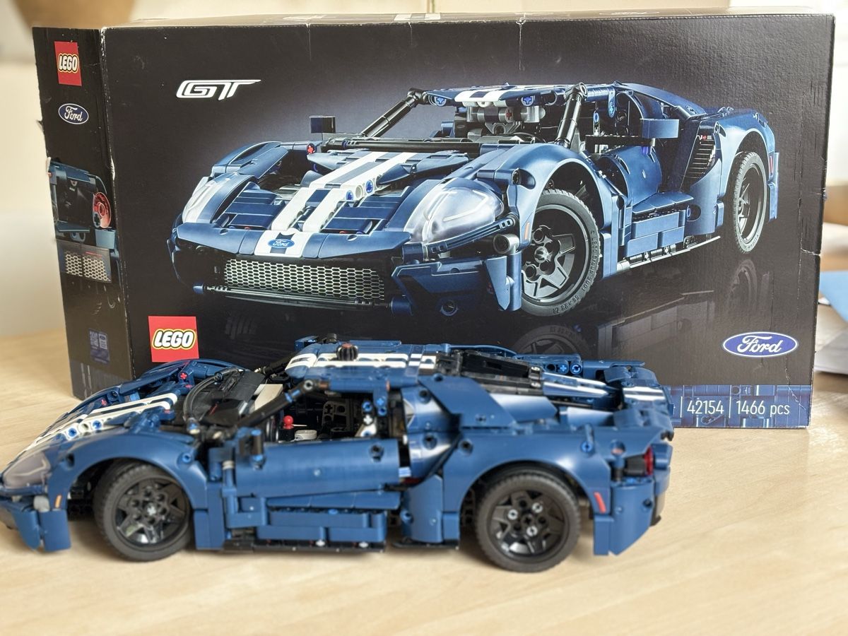 Lego Kit di costruzioni: Lego Technic Ford GT 42154 – Usato da Bern venduto da felenas 1