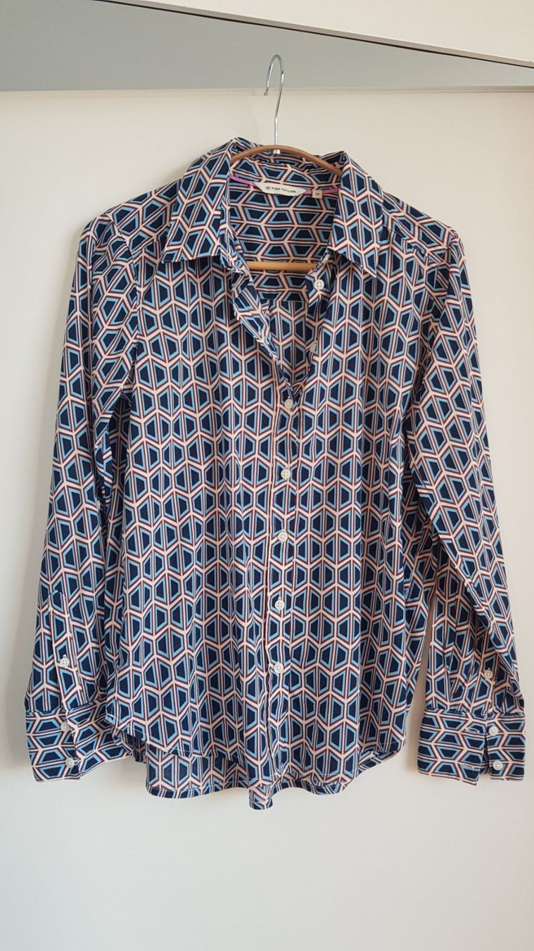 Tom Tailor Chemisiers: Gemusterte Bluse Gr. 34 von Tom Taylor – D'occasion à Spiegel b. Bern par brand06 1