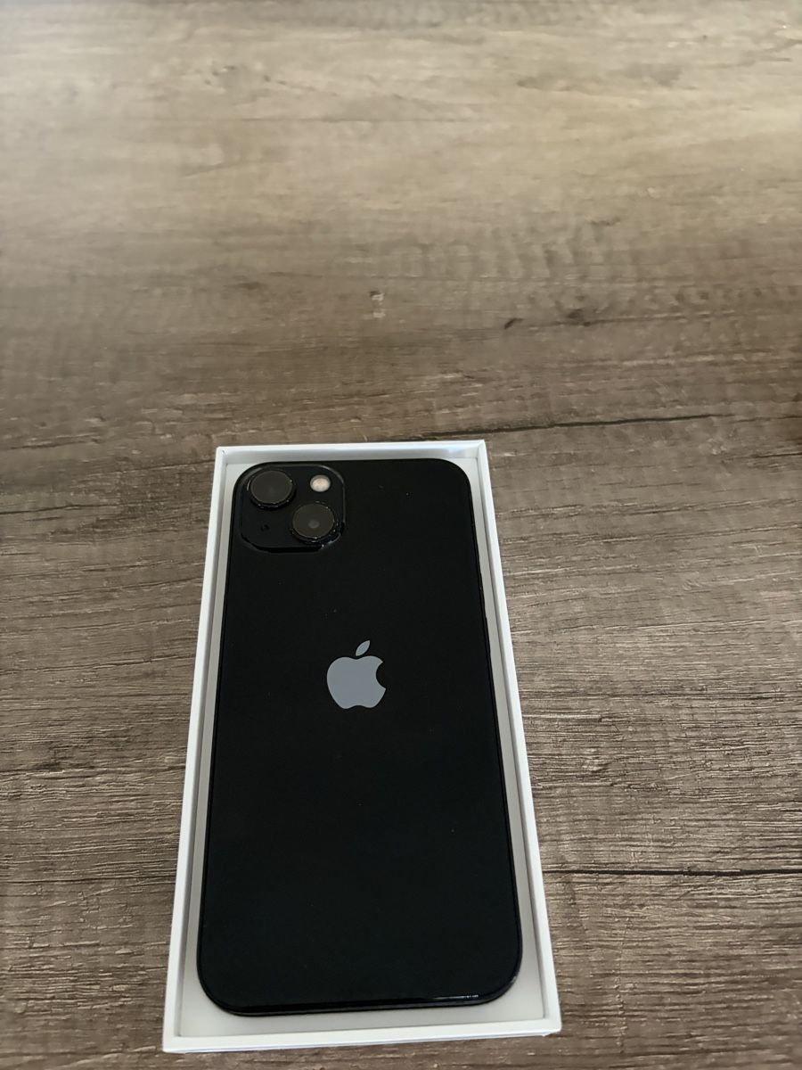 Apple Telefoni cellulari / Smartphones: iPhone 13 – Usato da Allschwil venduto da lar_cp7j 2