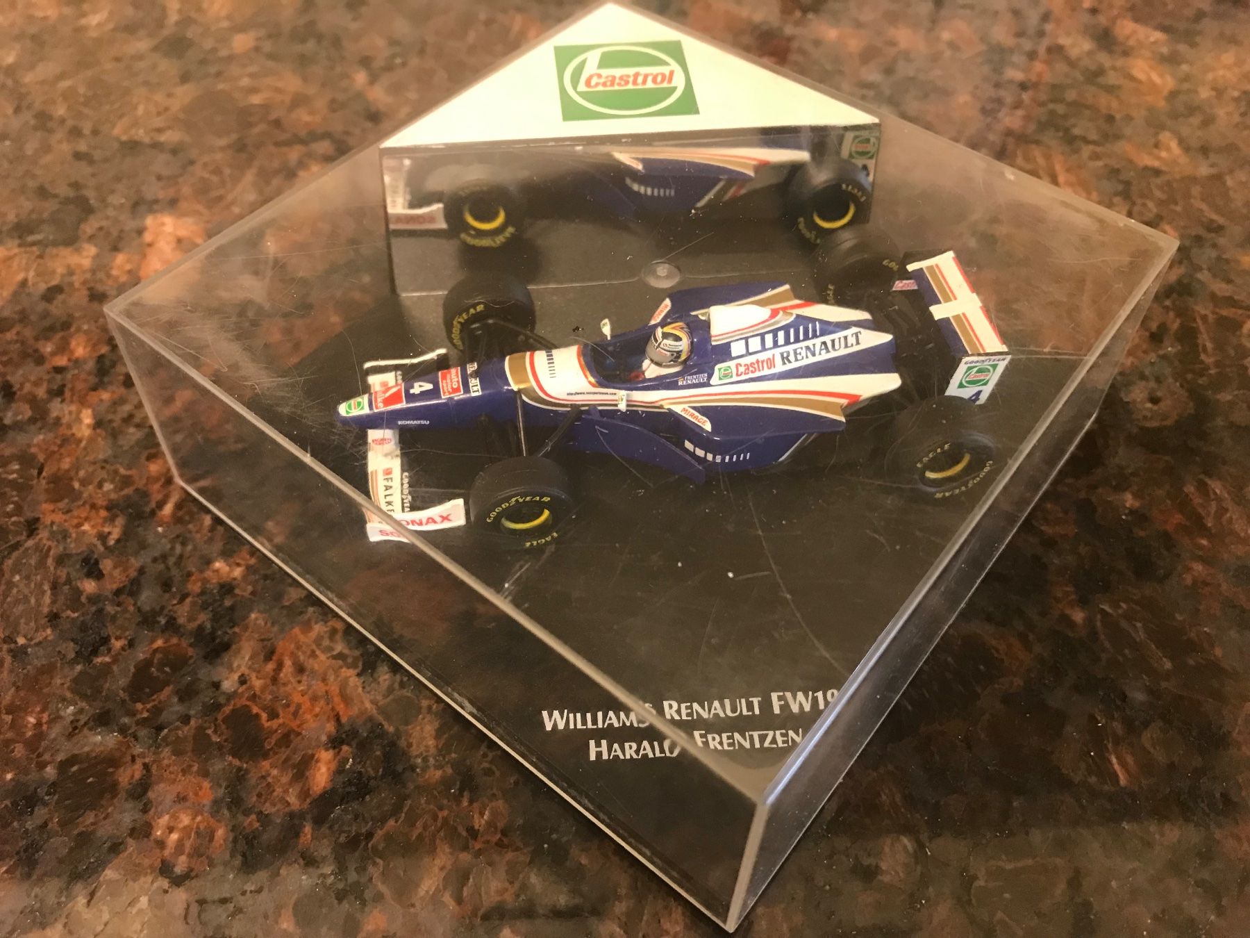 Onyx Modellini d'auto: Modellauto Williams 1:43 Onyx – Usato da Opfikon venduto da Cycomyco 1