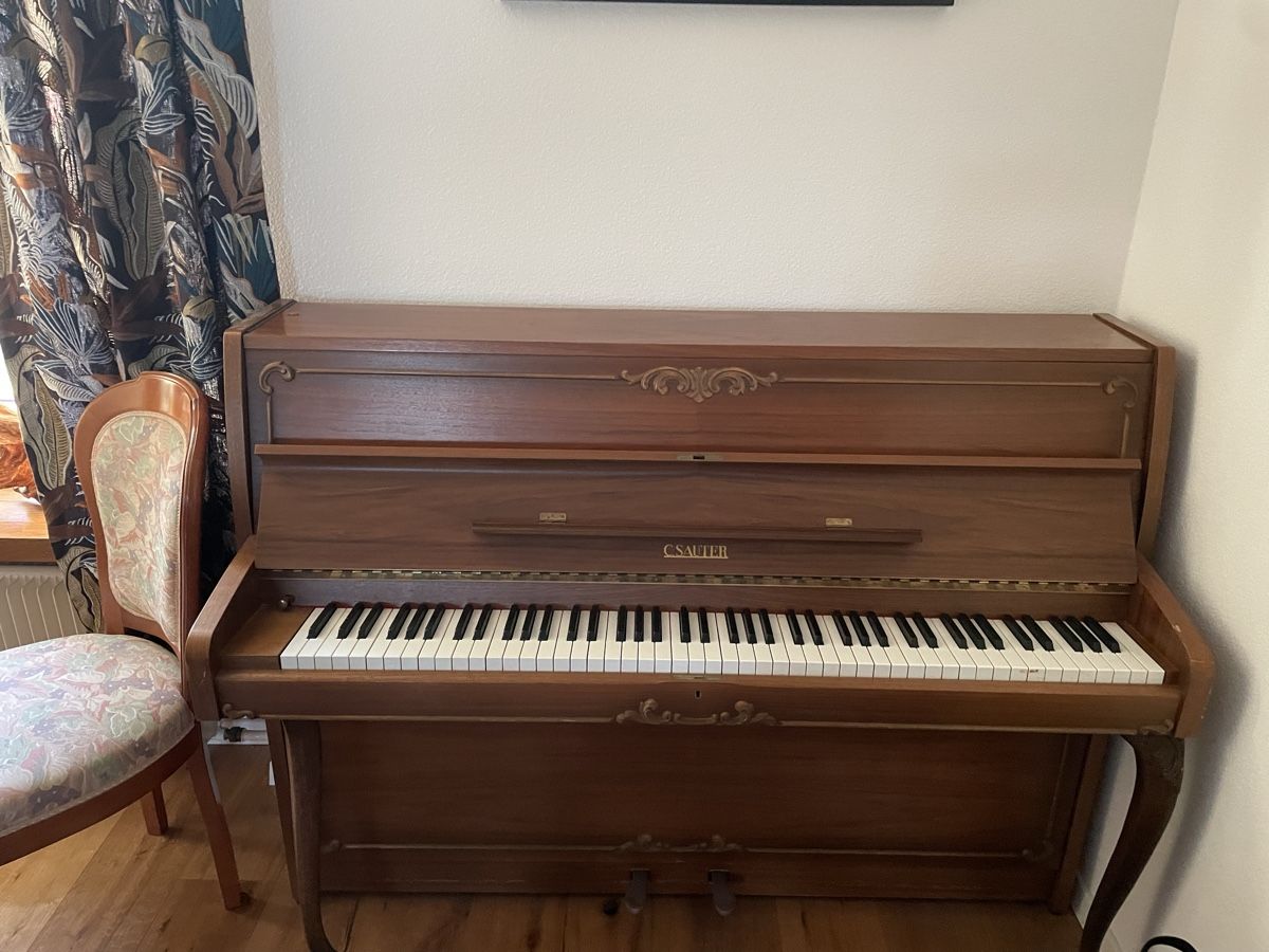 Musikinstrumente: Klavier C. Sauter Nussbaum  – Gebraucht aus Niederbuchsiten von woh_69g7 2