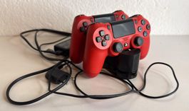 2x Sony PS4 Controller Dualshock 4 Rot mit Ladestation