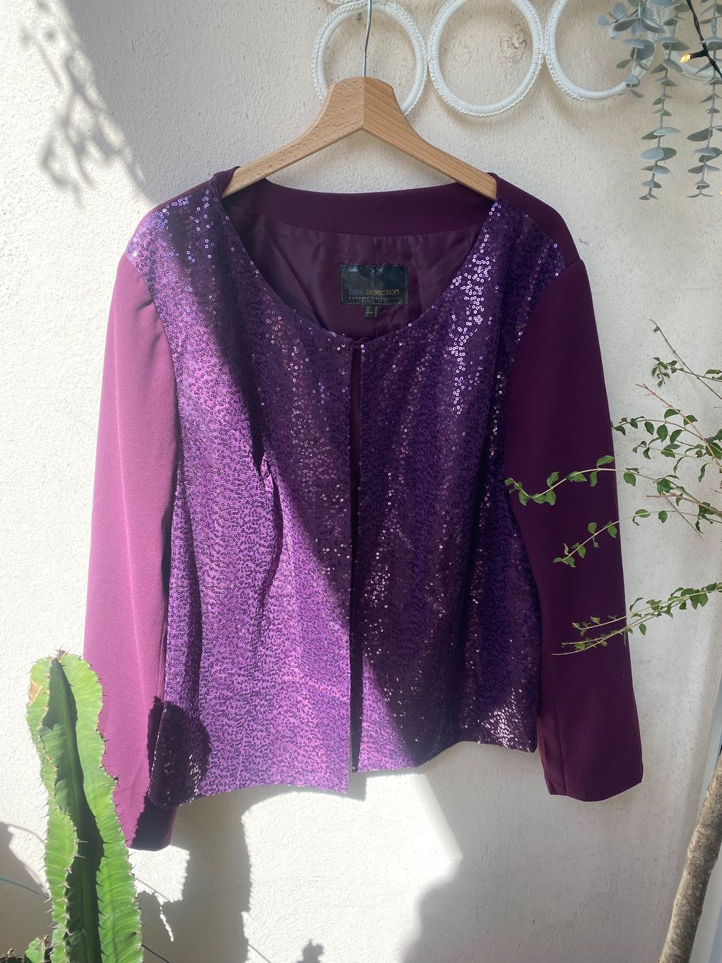 Jacken: Veste courte bpc selection paillettes violette – Gebraucht aus Genève von lejardindesvetements
