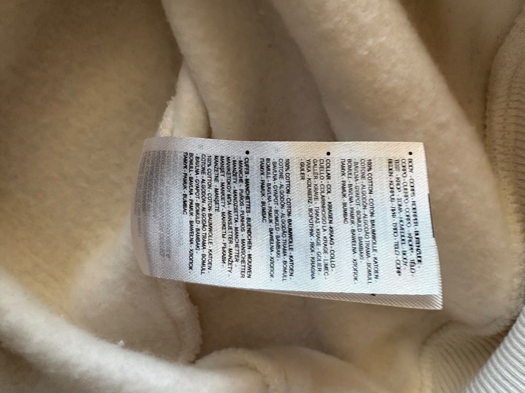 Pullover & Sweatshirts: Pull Essentials blanc, Taille M – Gebraucht aus Villars-sur-Glâne von vie_5d9b 5