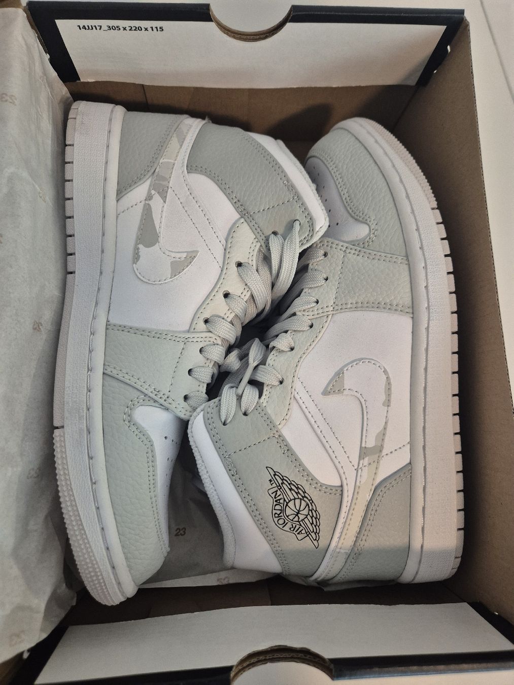 Jordan Herrenschuhe: Jordan mid camo 40.5 – Neu und originalverpackt aus BIEL/BIENNE von rac_5tsm