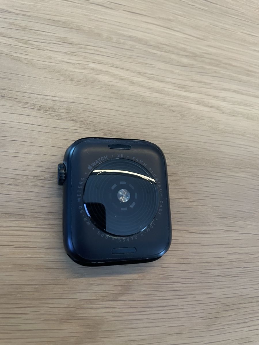 Apple Smartwatch: Apple Watch SE 44mm Midnightblue – Usato da Lausen venduto da Volvo242Turbo 2