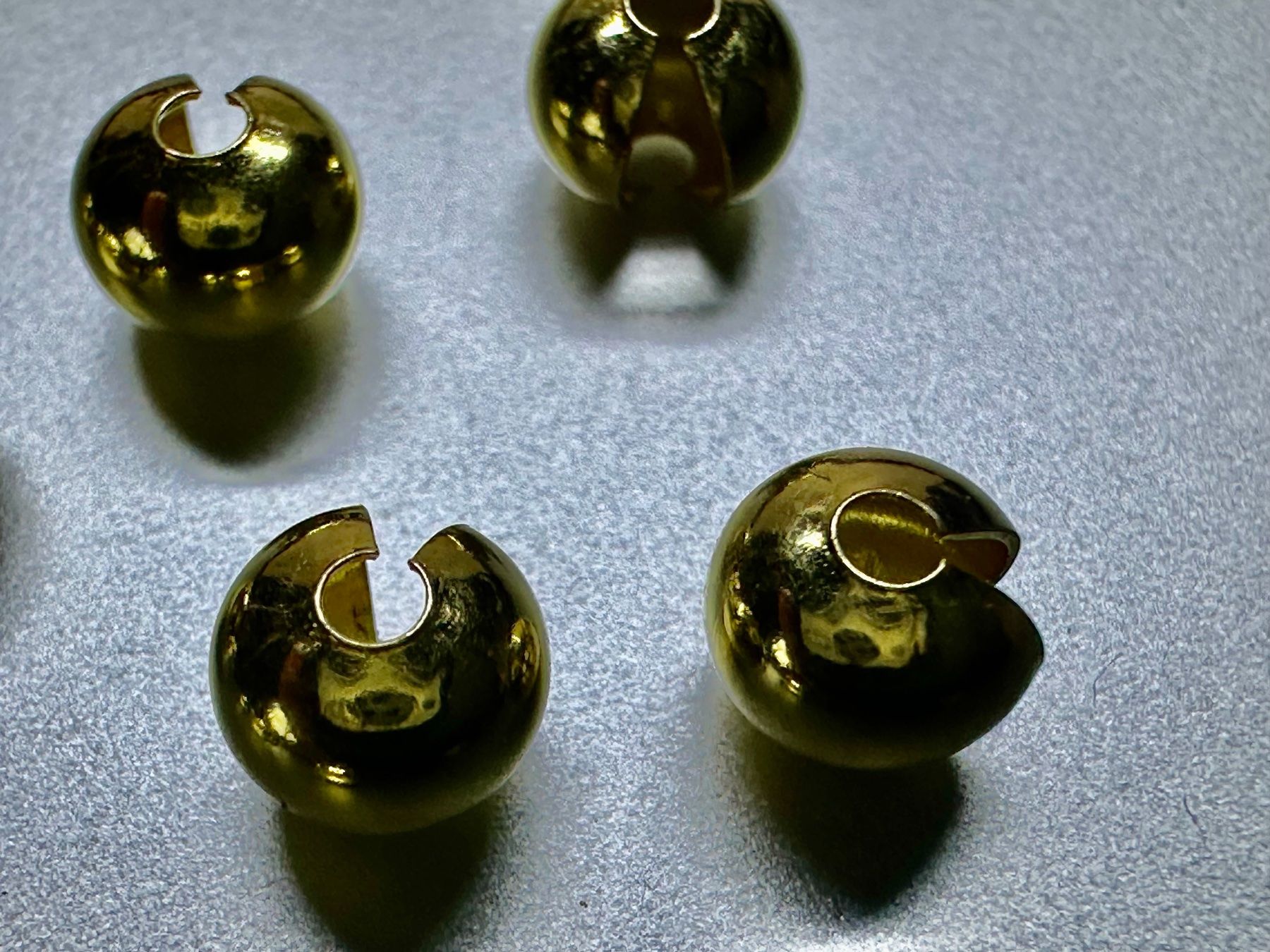 Perle (finte): Kaschierperlen Crimpschutz-Kugeln aus echtem Silber 5mm – Nuovo (secondo la descrizione) da Langenthal venduto da Seelenfreunde 5