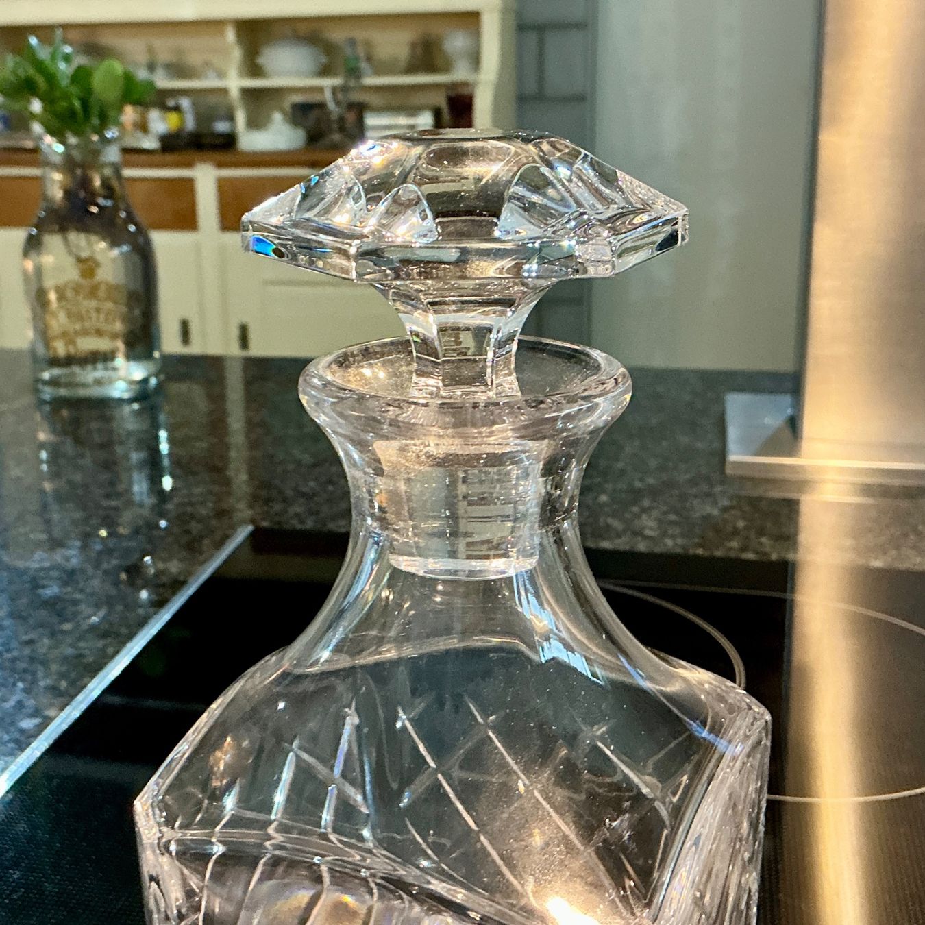 Karaffen: BOHEMIA VINTAGE MASSIVE B,EIKRISTALL KARAFFE, 1886 GR – Gebraucht aus Biglen von Limarkt 2