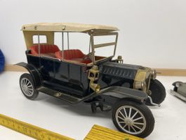Blechmodelauto.