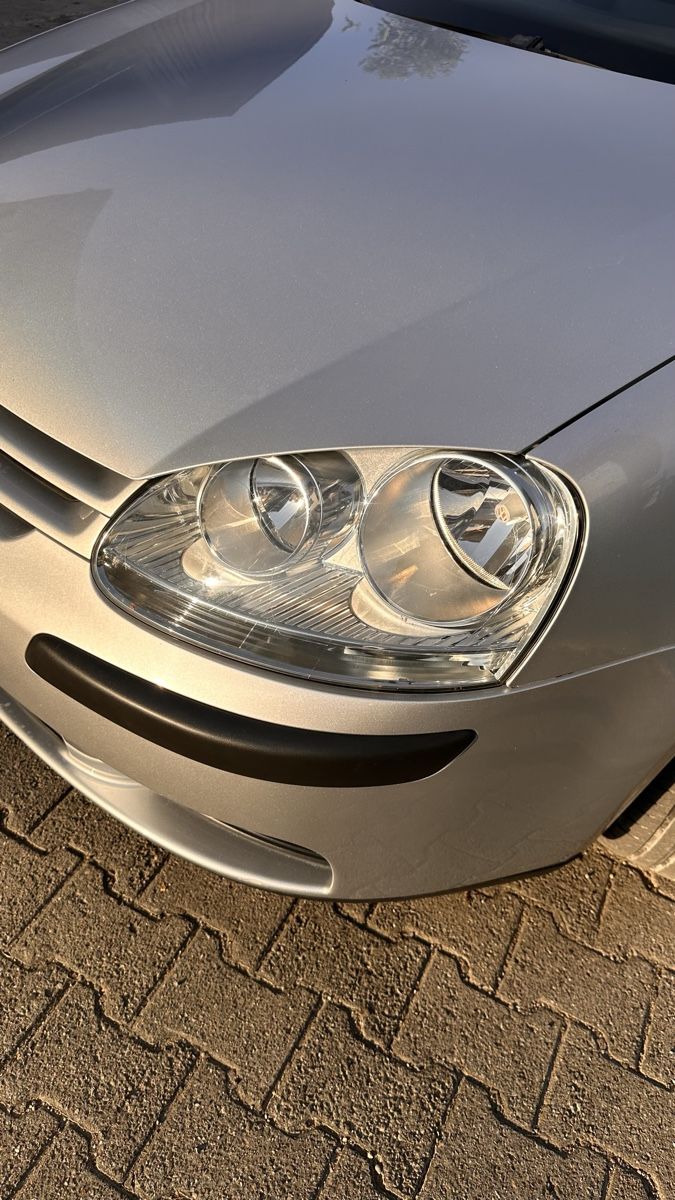 VW Autos: VW Golf V – D'occasion à Ostermundigen par cercel.Ion 5