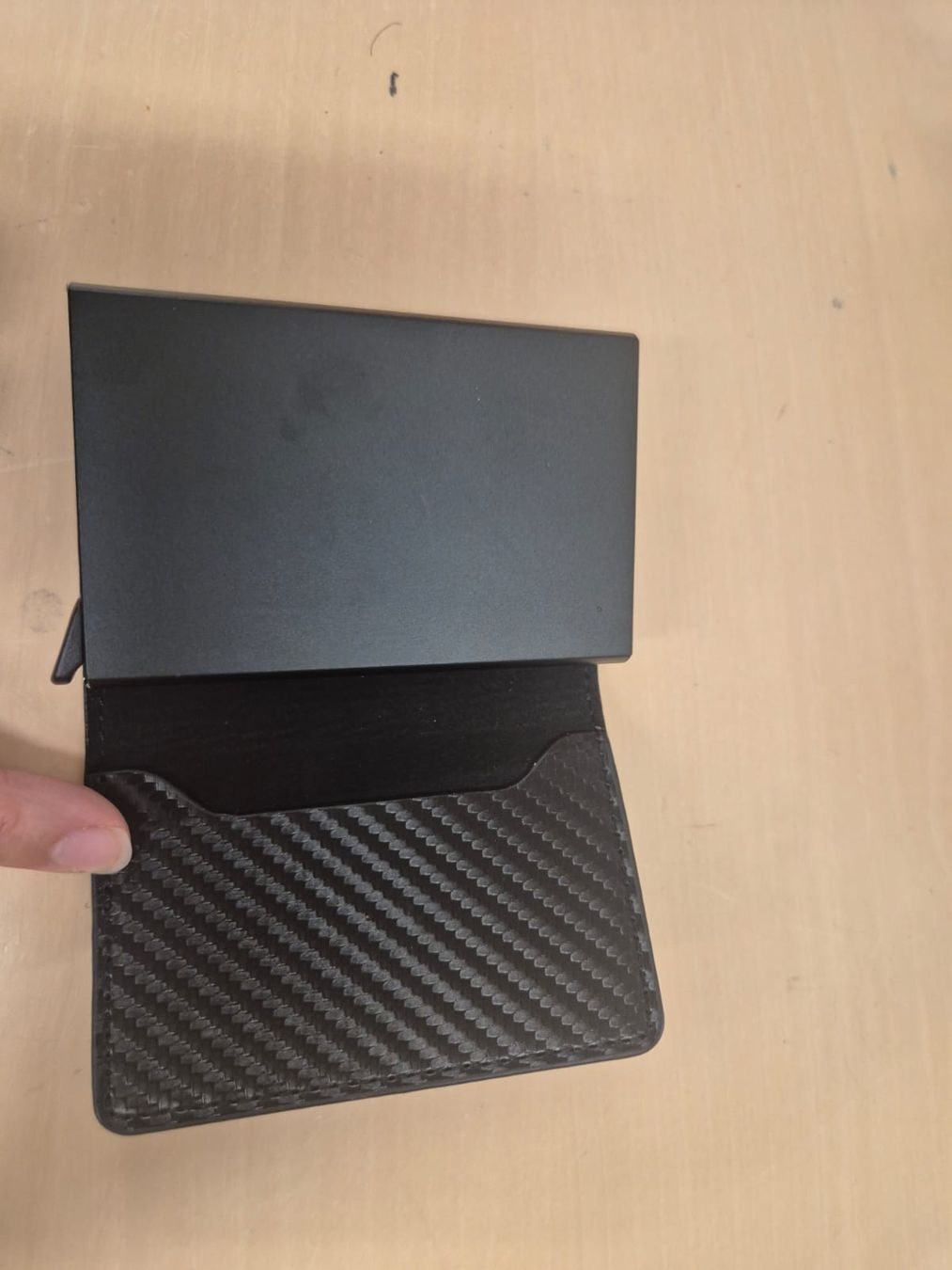 Portafogli: cardholder Kreditkarten Halterung  – Nuovo e nell'imballaggio originale da Tuggen venduto da Zweitechanceboutique 2