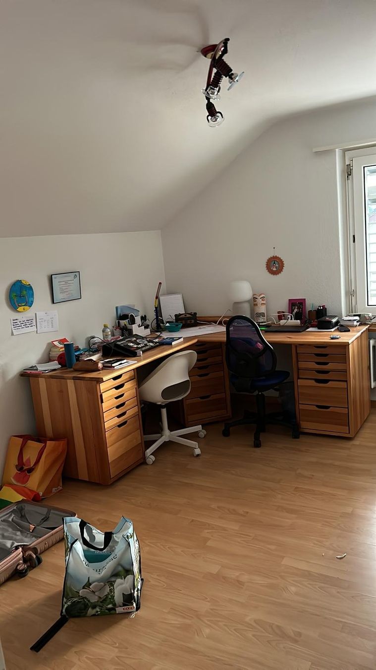 Schreibtische: Schreibtisch – Gebraucht aus St. Stephan von taurus44
