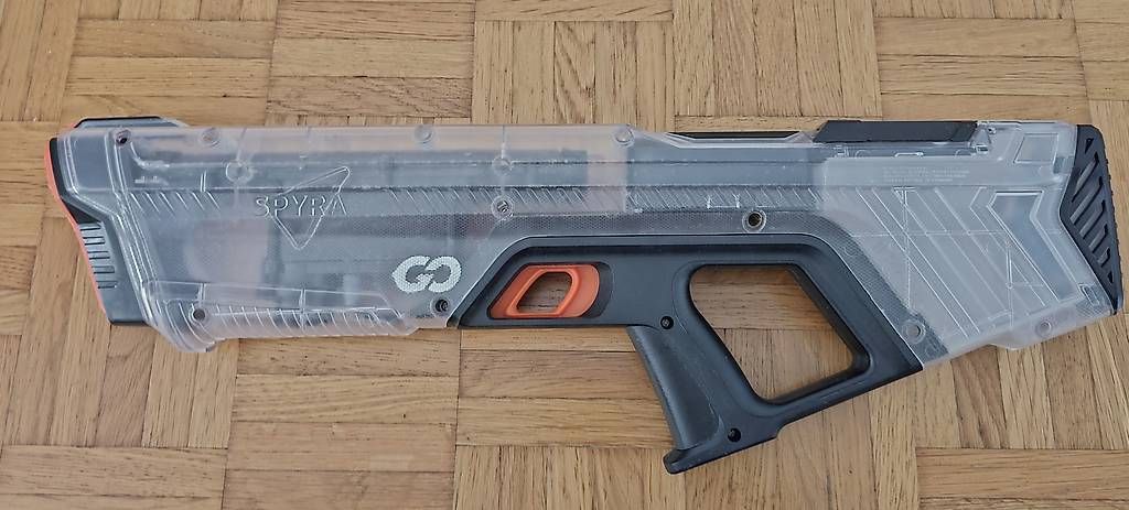 Giocattoli: Wasserpistole  – Usato da Münchenbuchsee venduto da Bussistyle 1