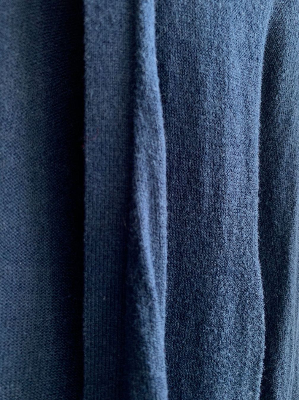 H&M Jacken: Feine blaue Strickjacke von H&M – Gebraucht aus Bern von Fraeuleinhonig 4