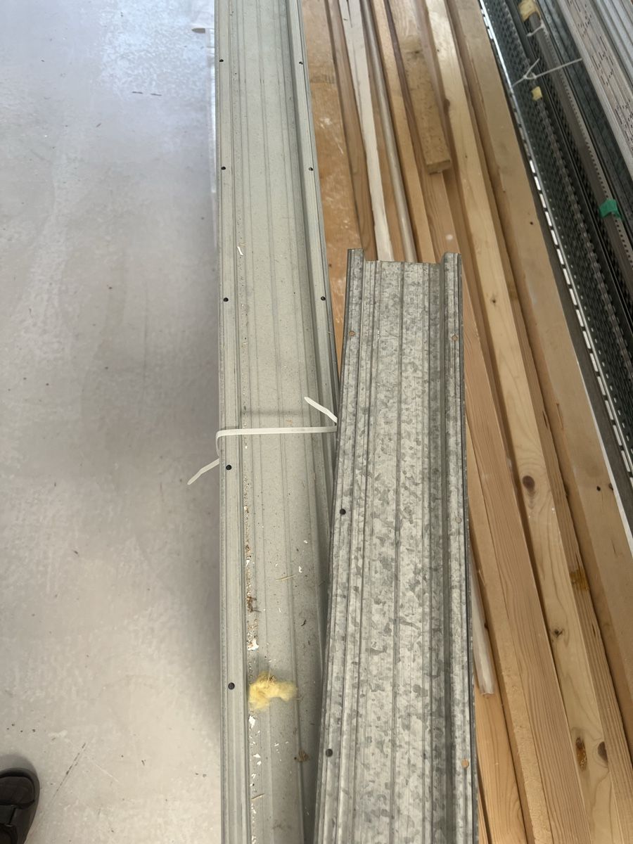 Knauf Profiles: Hutprofile Kauf 4m – Neuf (Voir description) à Bettlach par Esbe62