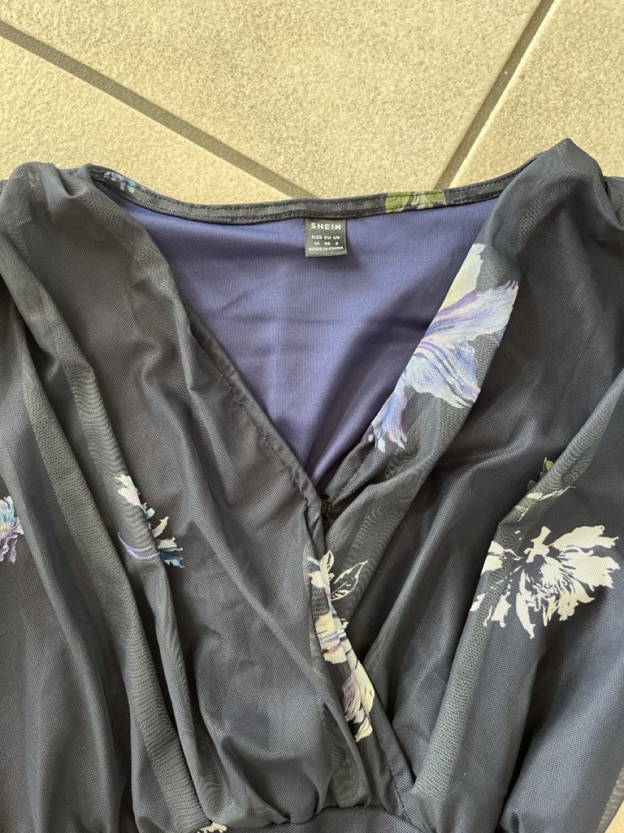 Shein Robes: Umstandskleid Blumenmuster Grösse M – D'occasion à Dietwil par gislerrahel 1