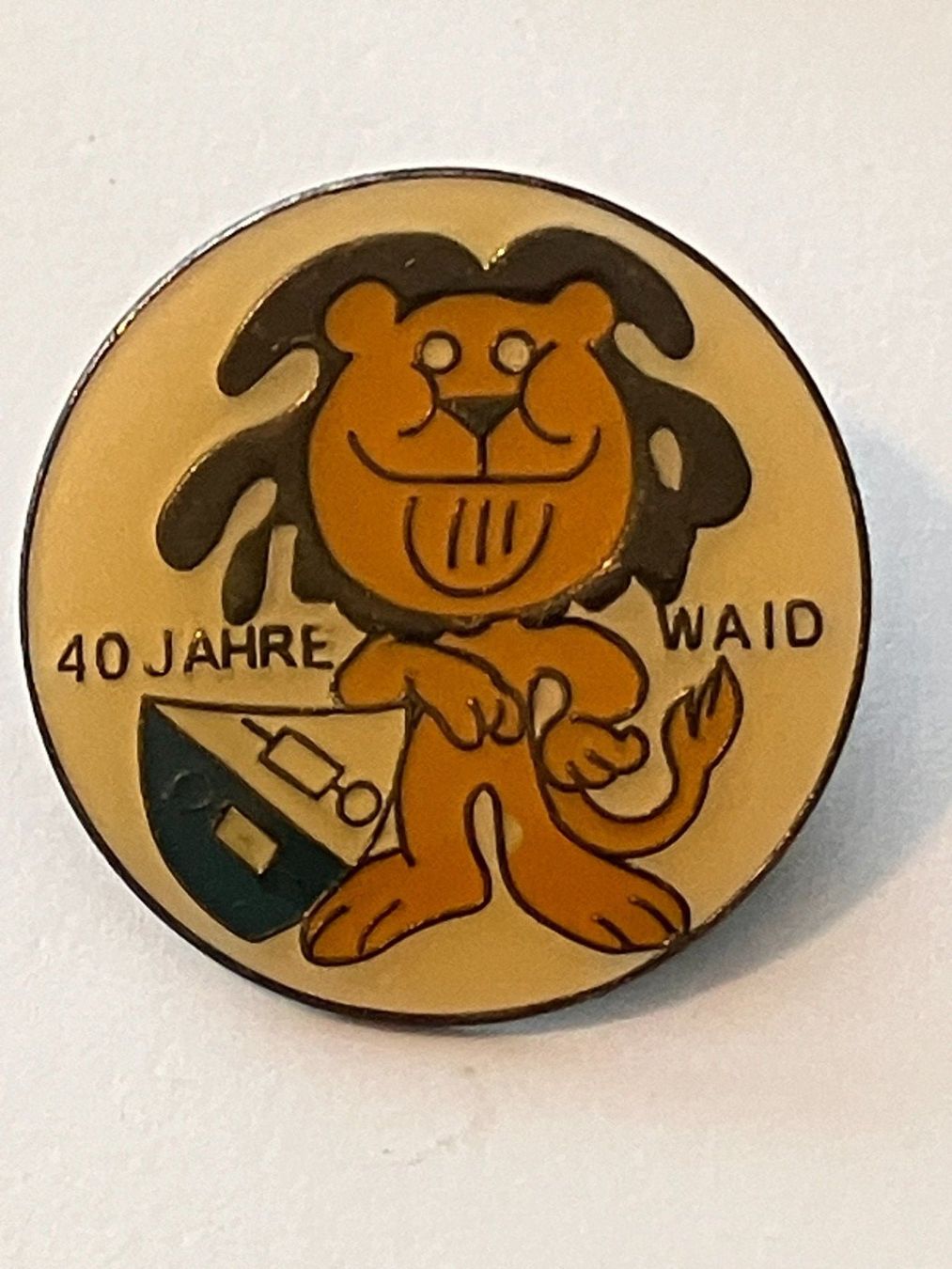 Plaketten & Abzeichen: 1 Pin Waid 40 Jahre – Gebraucht aus Basel von djwwpp