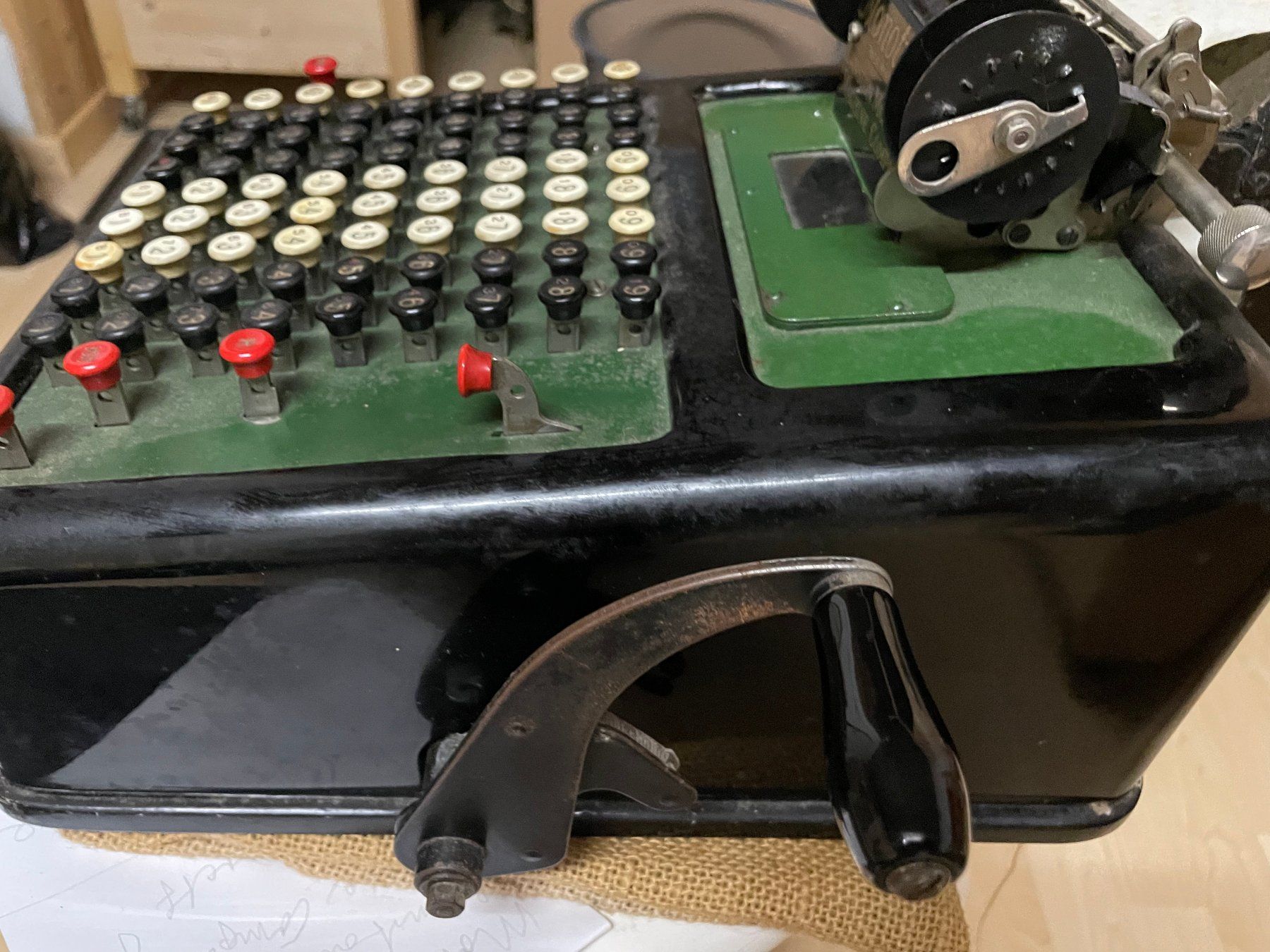 Tutte le macchine: Antike Rechenmaschine The Barrett Lanston Monotype – Usato da Hausen am Albis venduto da Werk3
