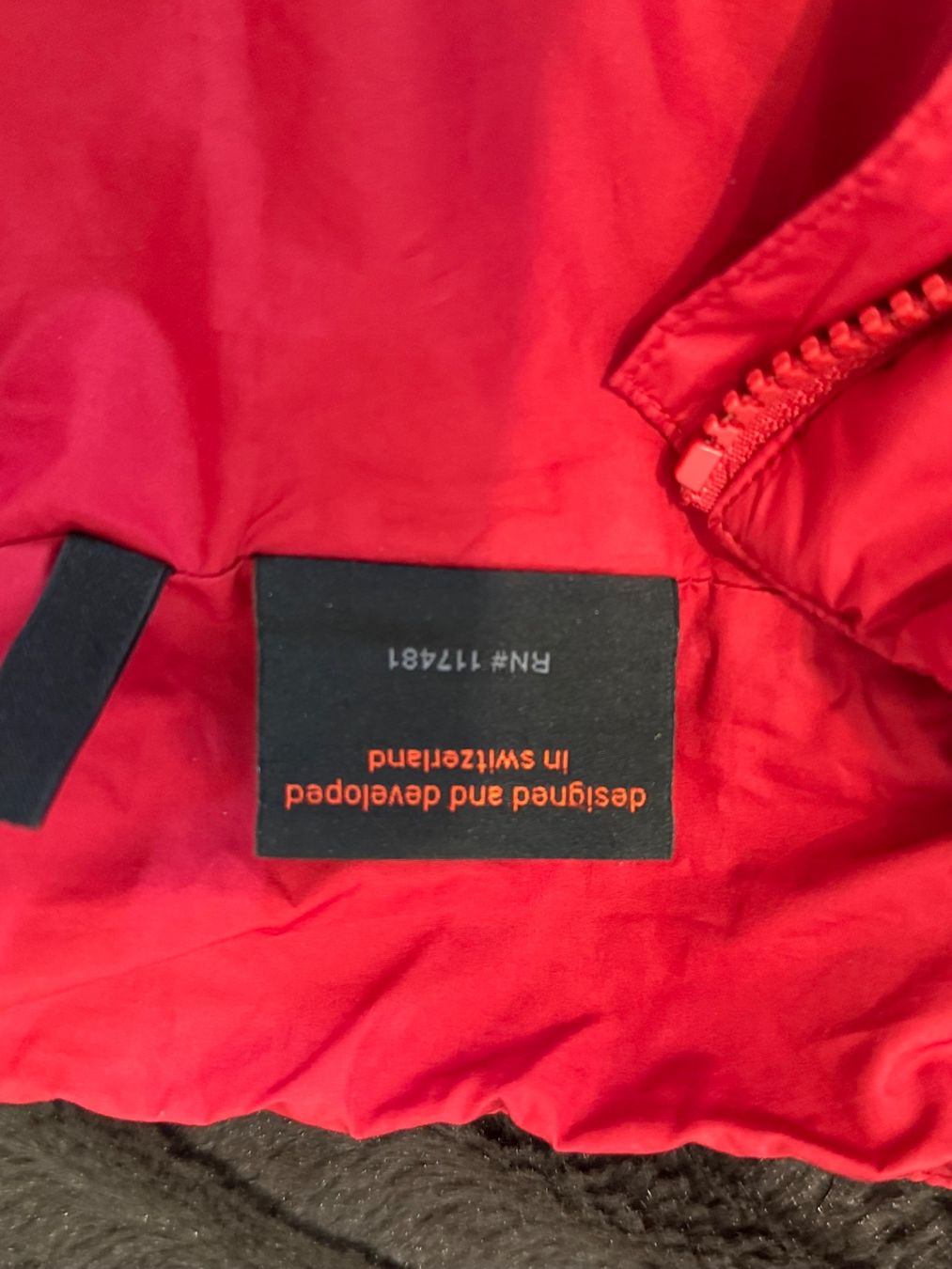 Mammut Giacche: Veste rouge Mammut – Usato da Grône venduto da ukr_2qbg 3