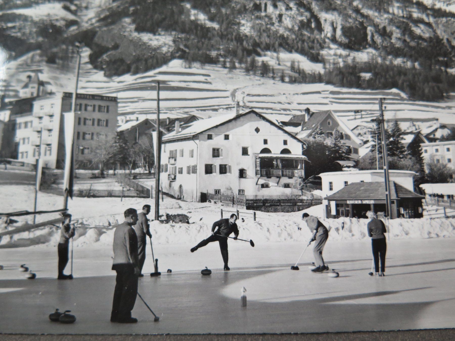 Cartoline postali: SAMEDAN - CURLING – Usato da Wittenbach venduto da lipasal 1
