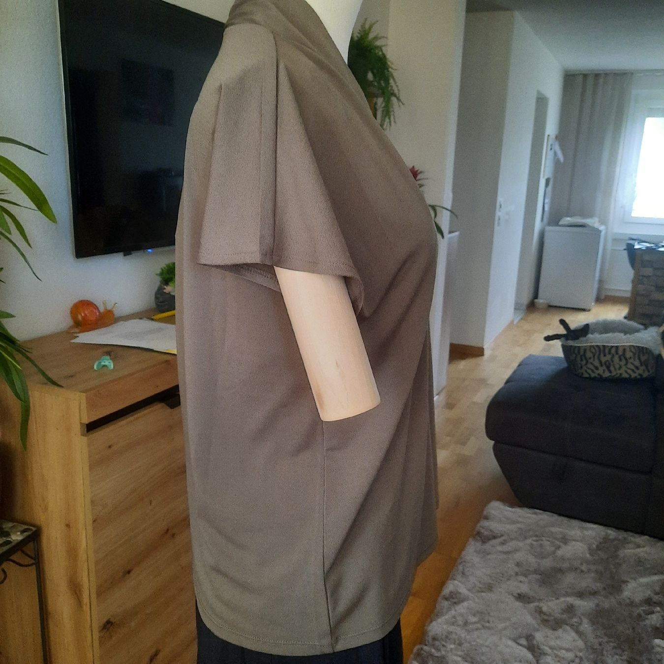 H&M Blusen: H&M Bluse Khaki Grösse S  – Neu (gemäss Beschreibung) aus Solothurn von lsc_pf99 3