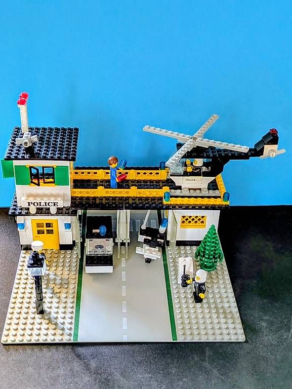 Lego Jeux de construction: Lego 381 Polizeistation – D'occasion à Männedorf par Flu73 1
