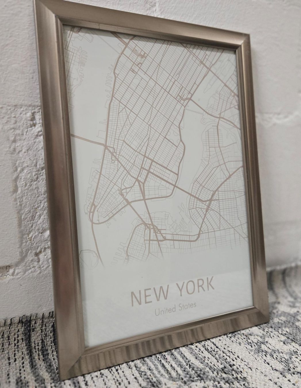 Foto & Immagini: New York Bild mit Rahmen, neuwertig, Geschenkidee! – Usato da Rheinsulz venduto da Dred 1