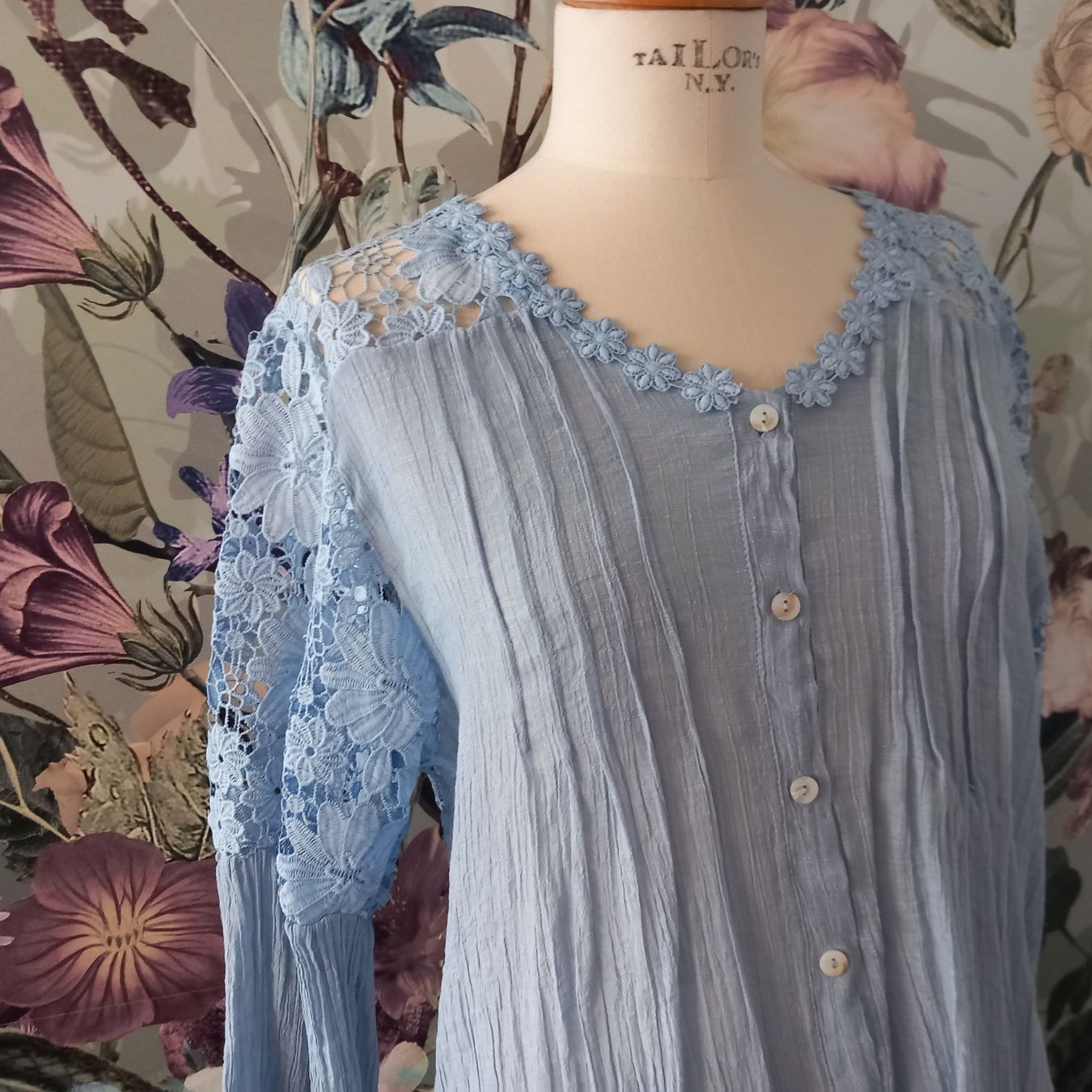 Camicette: Süsse Bluse Tunika hellblau Spitze Gr. 40 L  Boho – Nuovo (secondo la descrizione) da Nottwil venduto da cecilia44 1