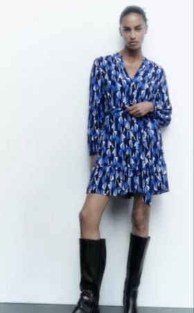 Zara robe taille XS bleue, motifs géométriques