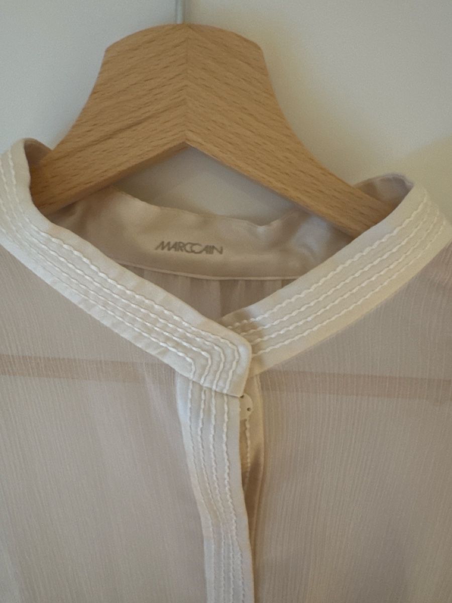 Marc Cain Robes: Kleid Marccain transparent cremefarben – D'occasion à Arni AG par goforluxery 1