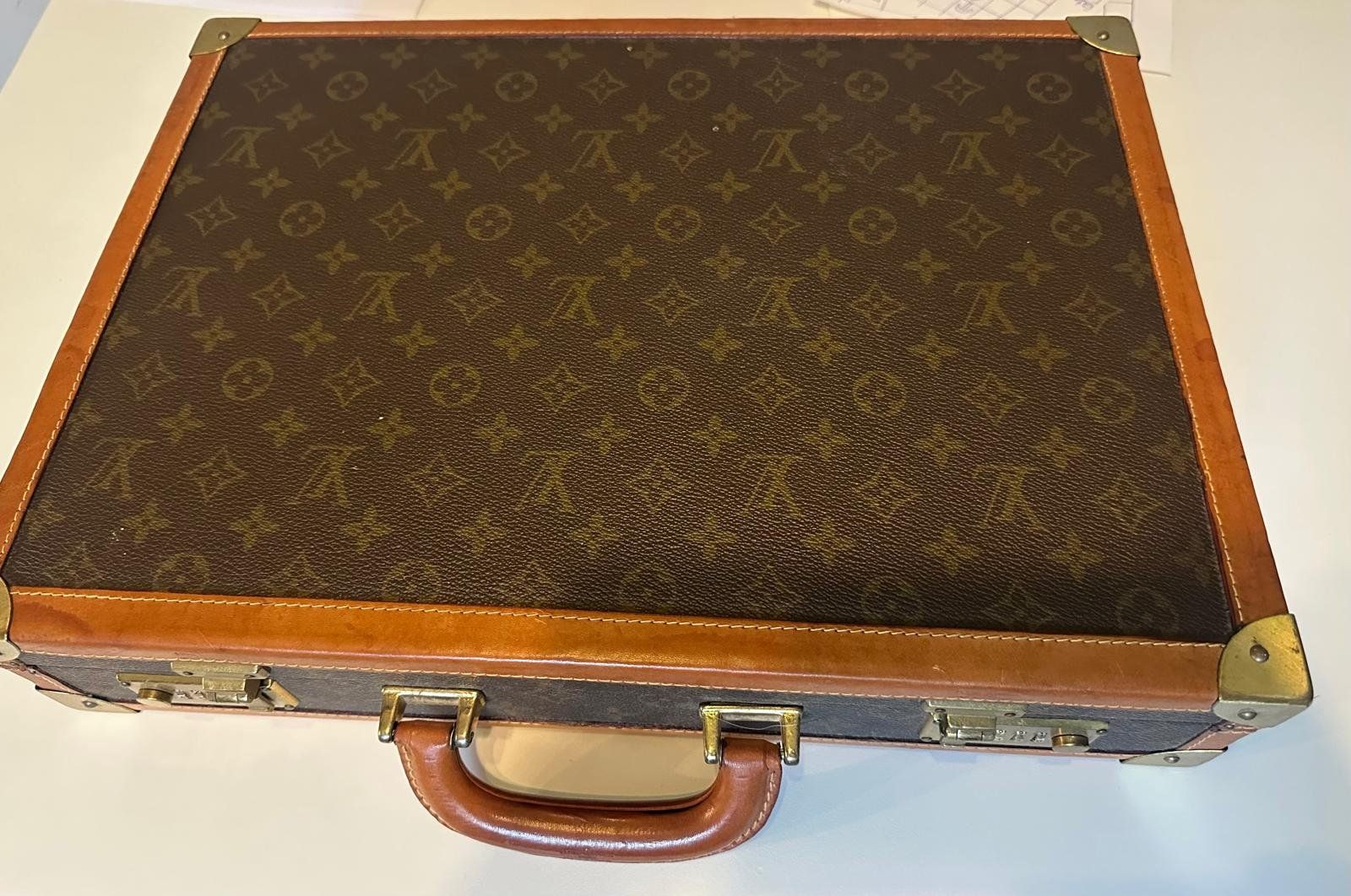 Louis Vuitton Valigie: Valise vintage Louis Vuitton Monogram, authentique! – Usato da Genève venduto da ema_x62w 4