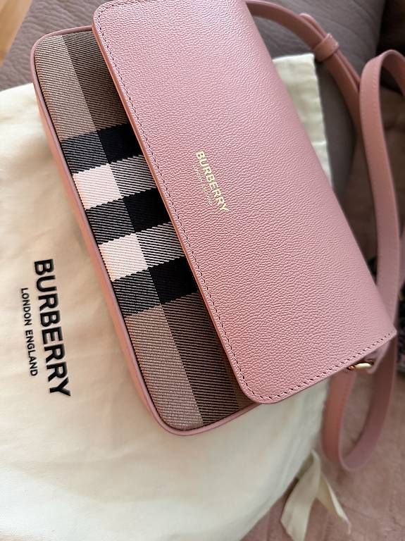 Taschen für Damen: Sac pochette Burberry authentique  – Gebraucht aus Carouge GE von MarlyCriNi 2