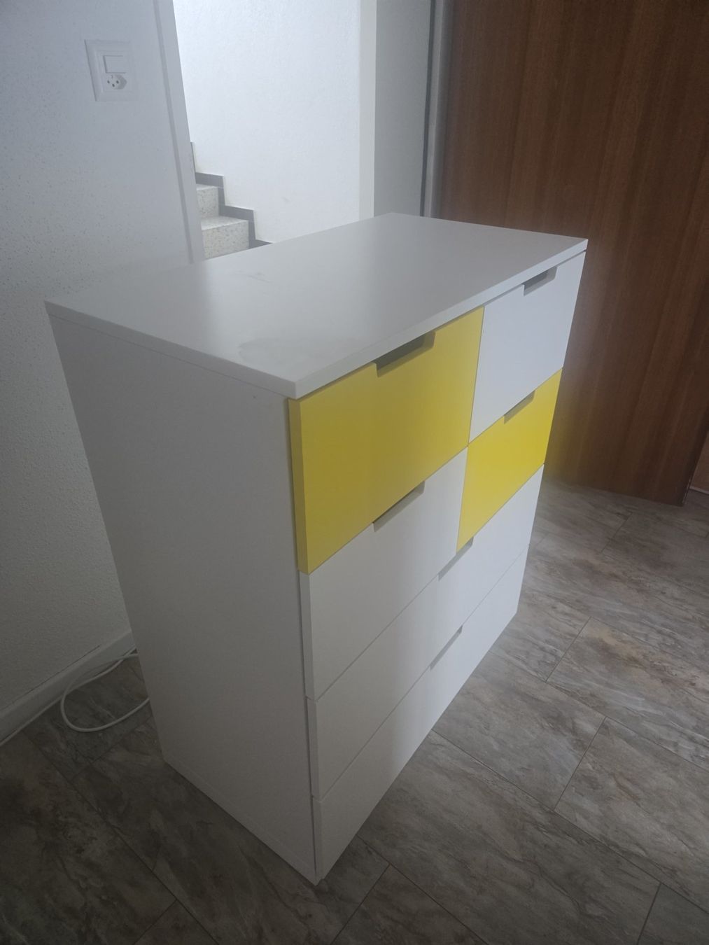 Commodes: Kommode weiss gelb 6 Schubladen – D'occasion à Münchwilen TG par Rick980 1