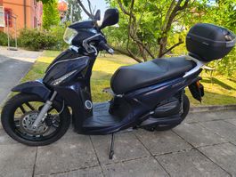 Kymco New People 125i Blau mit nur 885 km zu verkaufen.