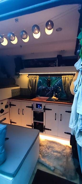 Veicoli da campeggio: Wohnmobil auf Sprinter-Basis mit Motorschaden – Usato da Menziken venduto da enr_lw6x 1