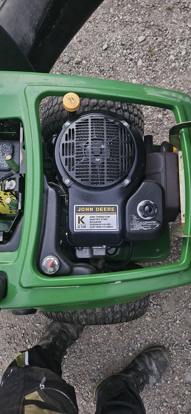 John Deere Tagliaerba: Tracteur tondeuse John deere SRX75 – Usato da Vich venduto da Max-Mechanics 2