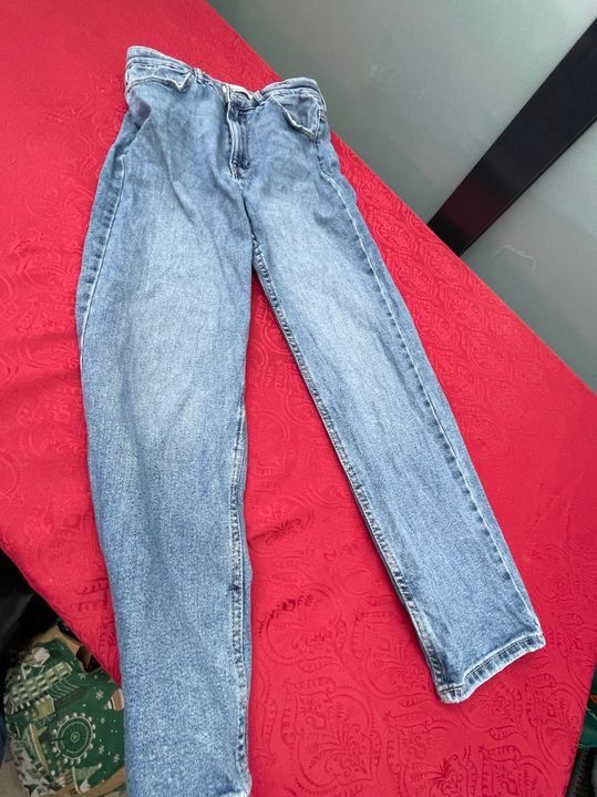 Pull&Bear Jeans: Damen Jeans blau 40 Marke Pull&Bear – Usato da Bergdietikon venduto da antovale