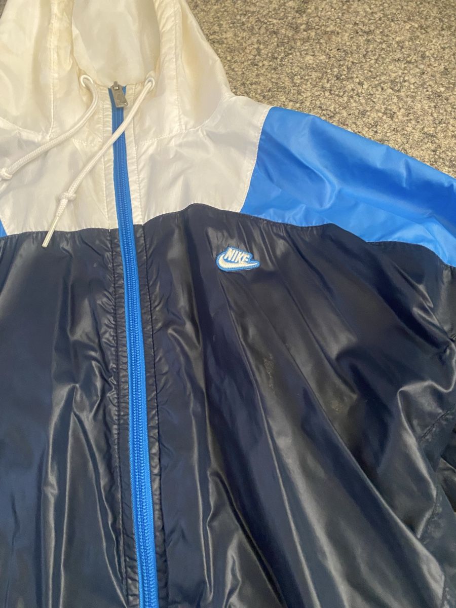 Nike Giacche: Vintage Nike Windbreaker Jacke – Usato da Märwil venduto da th.sellsnbuys 1