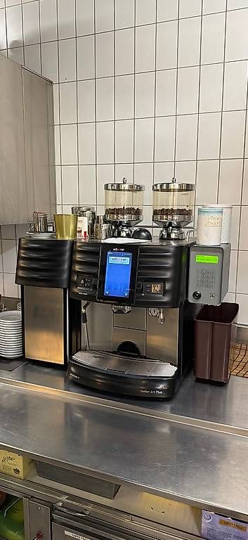 Kaffeemaschinen & Espressomaschinen: Kaffeemaschine Gastronomie – Gebraucht aus Bern von Gastro27