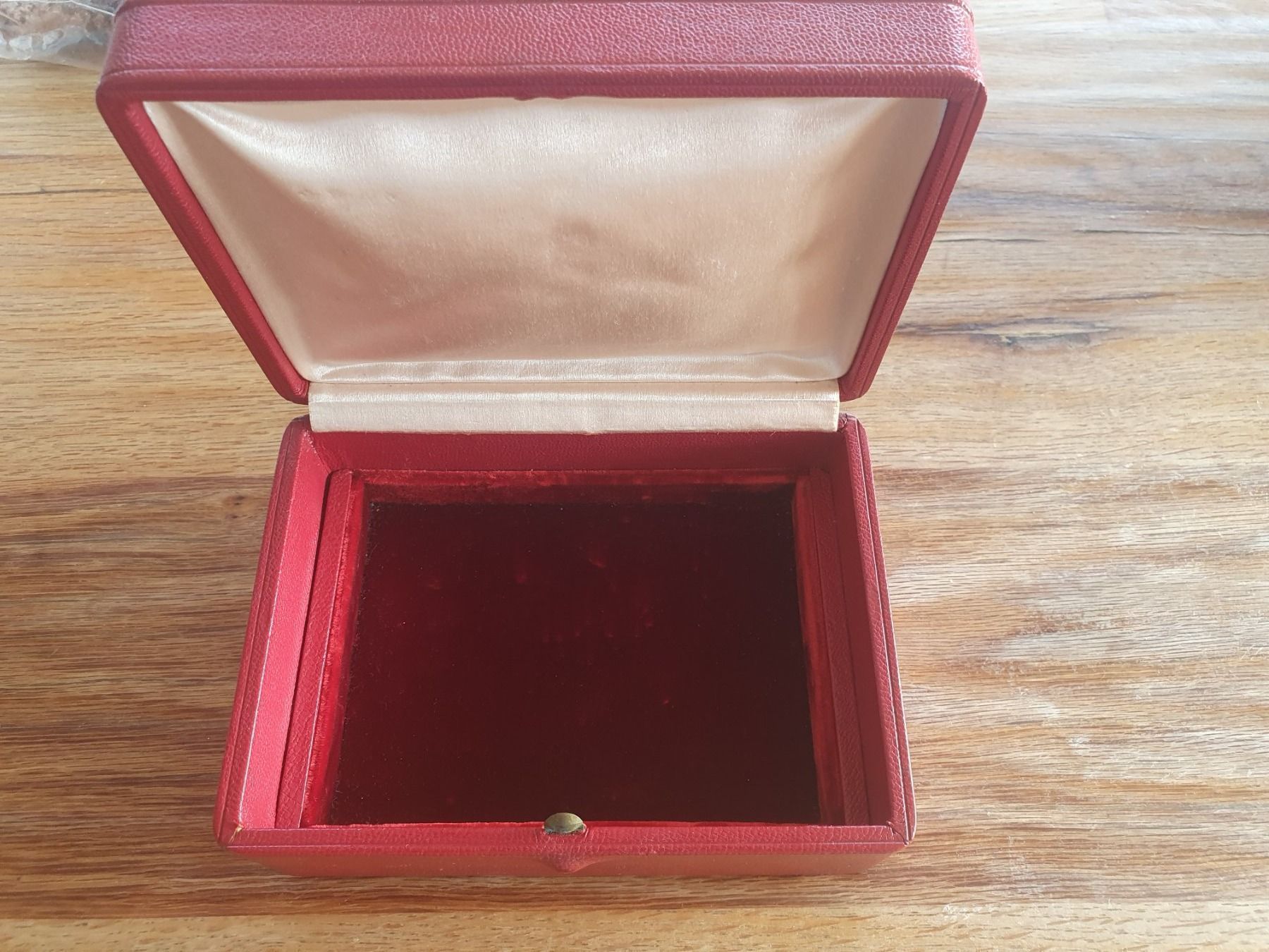 Rolex Uhrenboxen: Vintage Uhrenbox von Rolex - Ref. 247509 – Gebraucht aus Fidaz von Montifino 1