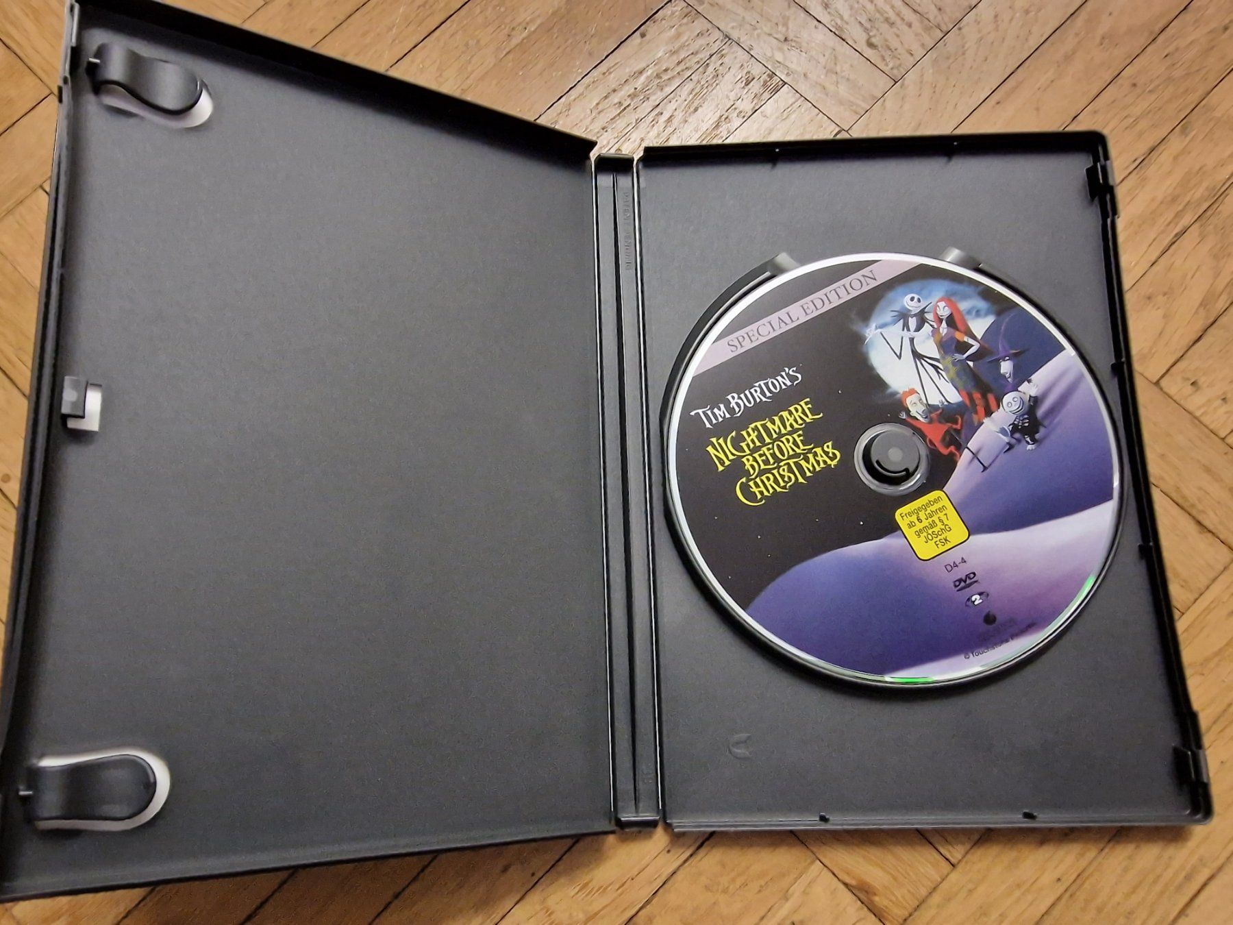 Tutti i DVDs: Tim Burtons Nightmare before Christmas, DVD Special Edition – Usato da Neuhausen am Rheinfall venduto da geekgadget 2