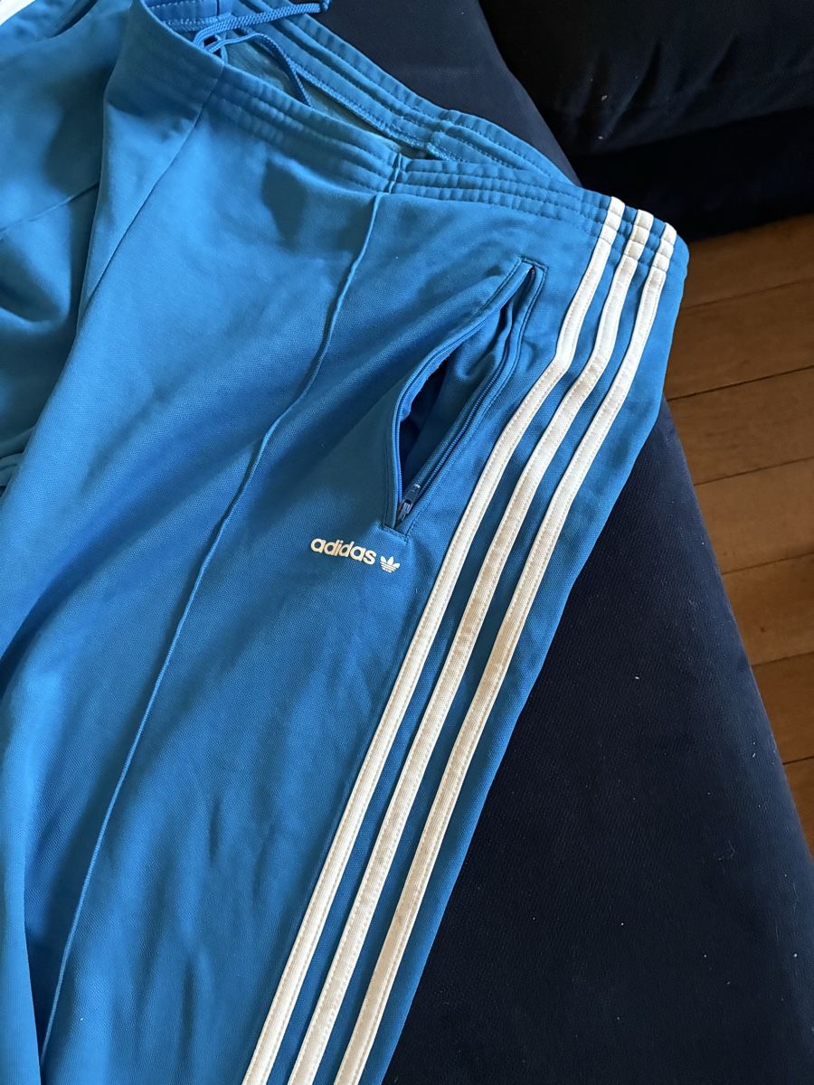 Adidas Pantaloni: Adidas Trainingshose blau Vintage – Usato da Liebefeld venduto da rafael555 2
