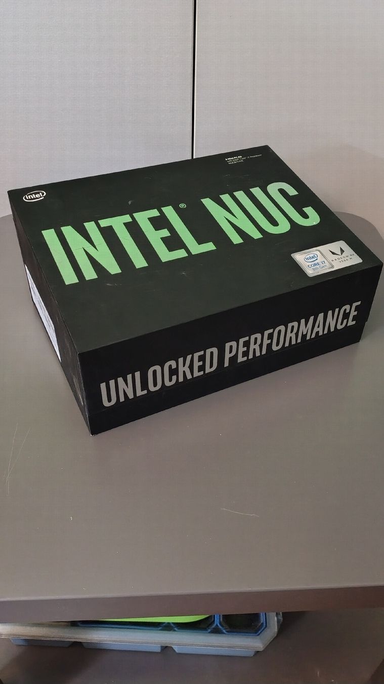 Intel PC: Intel nuc 8 Extreme – Usato da Lohn-Ammannsegg venduto da ais_5xh6 5