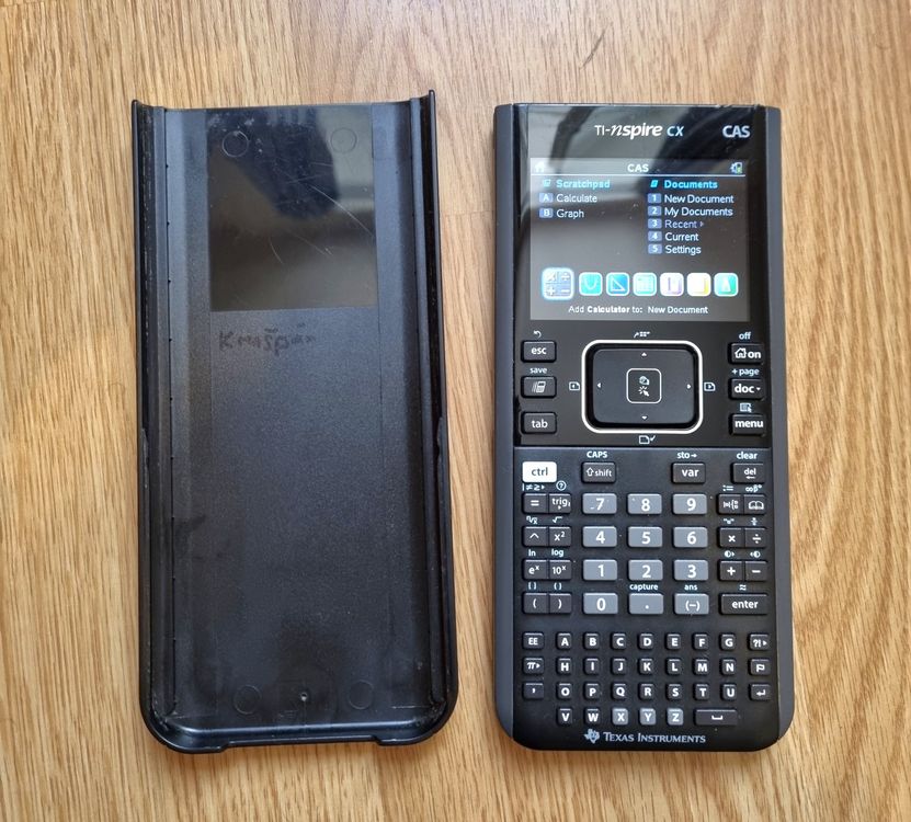 Test de la Texas TI-NSPIRE CX CAS : calculatrice scientifique