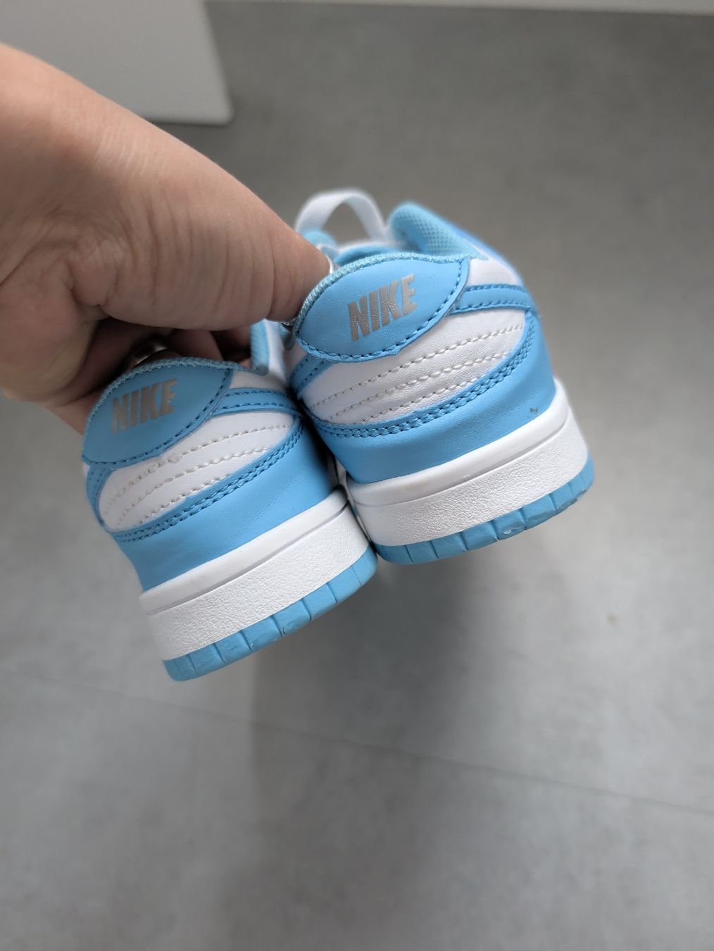 Nike Herrenschuhe: Nike Dunk Low Sneaker hellblau Gr.31 – Gebraucht aus Kaisten von gra_7v6b 2