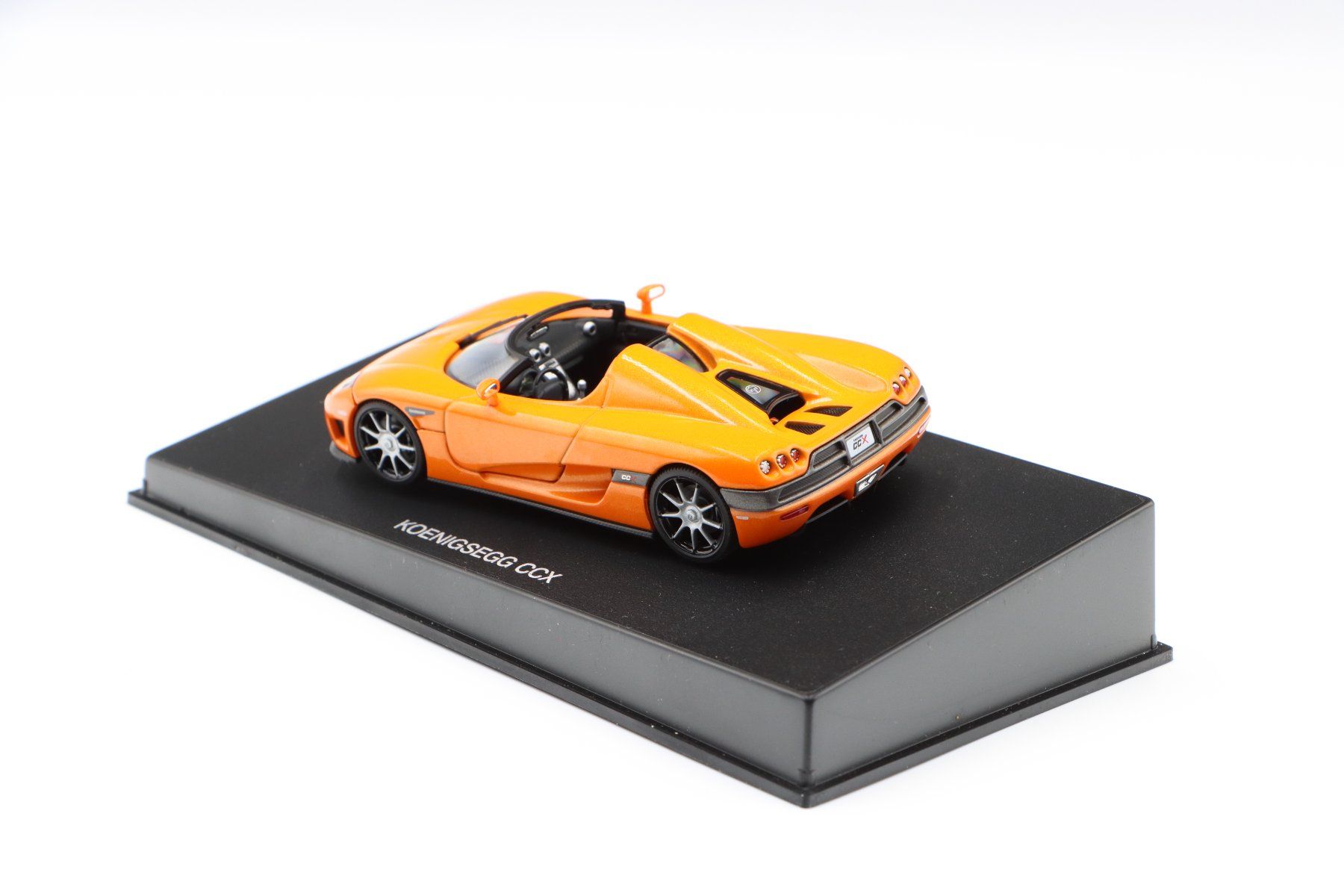 Modellini d'auto: Koenigsegg CCX 2006 1:43 AutoArt – Nuovo e nell'imballaggio originale da Bühl b.Aarberg venduto da modelldiecast 7