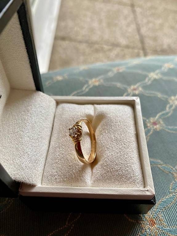 Anelli: Bague Or 18 carats avec Diamant – Usato da Prilly venduto da pas_gj9r 2