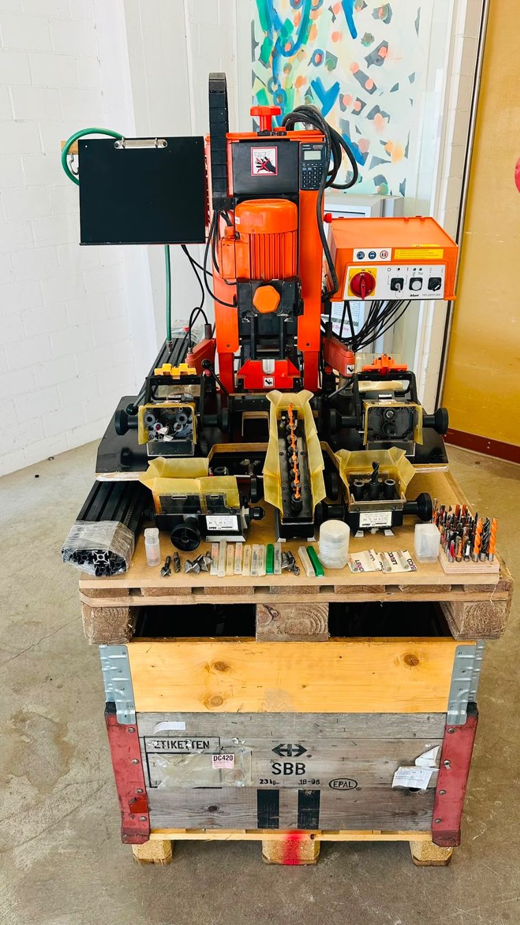 Tutte le macchine: Minipress Blum Bohrcenter – Usato da Volketswil venduto da ars_sjh2 3
