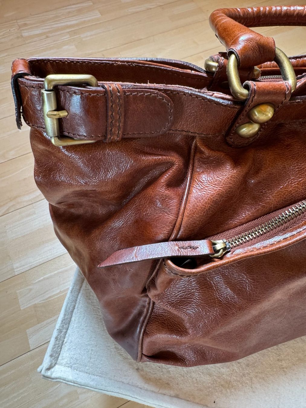 Taschen für Damen: Rehbraune Lederhandtasche – Neu (gemäss Beschreibung) aus Stäfa von Mofi8712 1
