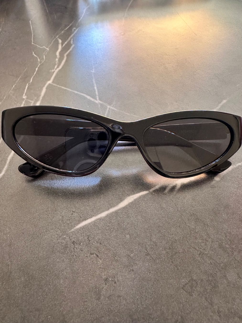 Mango Brillen & Gläser: Mango Cat-Eye Sonnenbrille Schwarz – Neu (gemäss Beschreibung) aus Zürich von ElissZurich